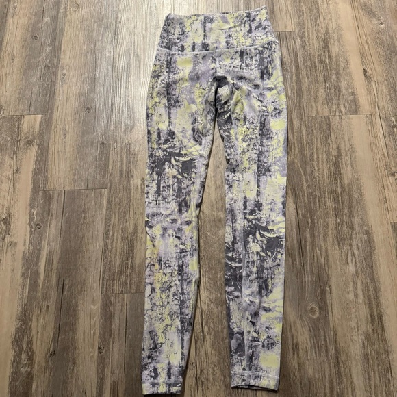 Gray Patterned Lululemon Wunder Train High-Rise Tight 28" - Picture 5 of 9